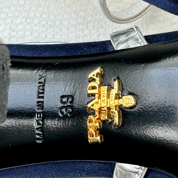 Prada Black Blue/Silver Satin Heels with Crystal
Embellished Heel size 39 - Picture 11 of 14